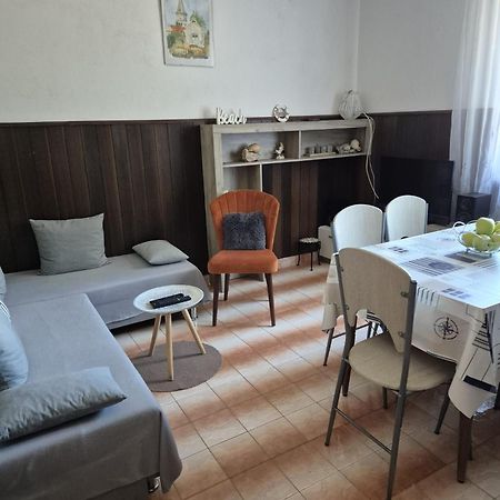 Apartmani Ino Škrip Kültér fotó