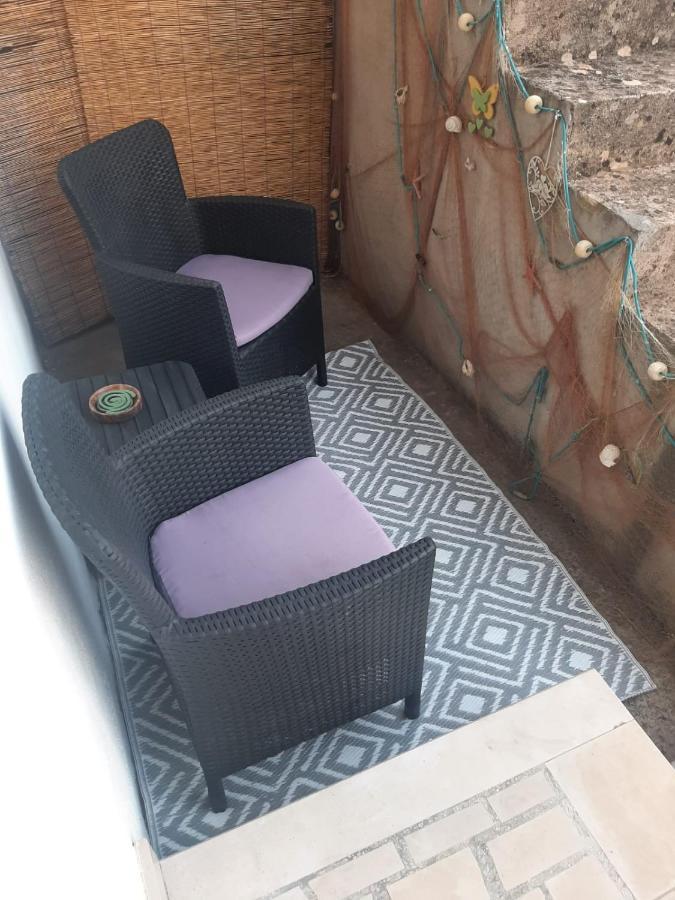 Apartmani Ino Škrip Kültér fotó