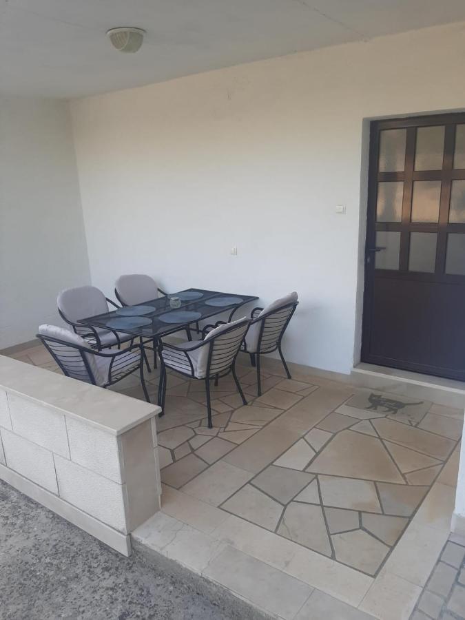 Apartmani Ino Škrip Kültér fotó