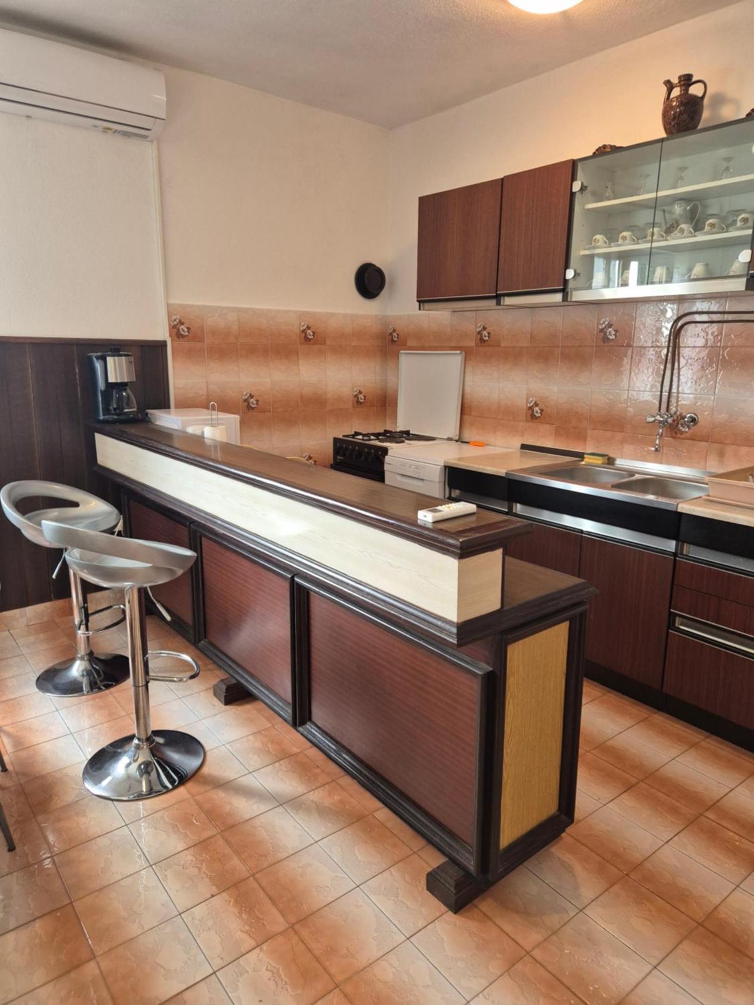 Apartmani Ino Škrip Kültér fotó