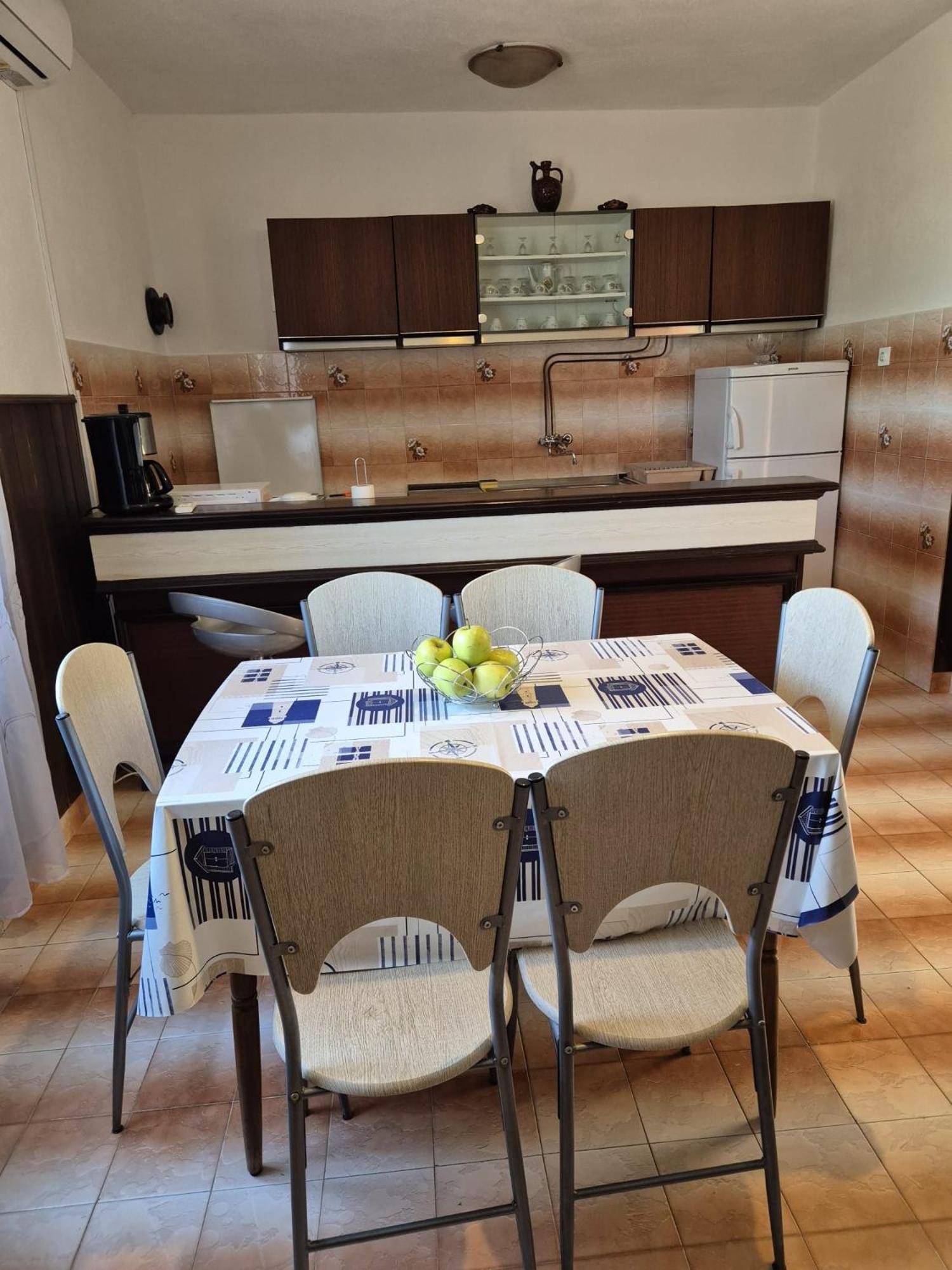 Apartmani Ino Škrip Kültér fotó