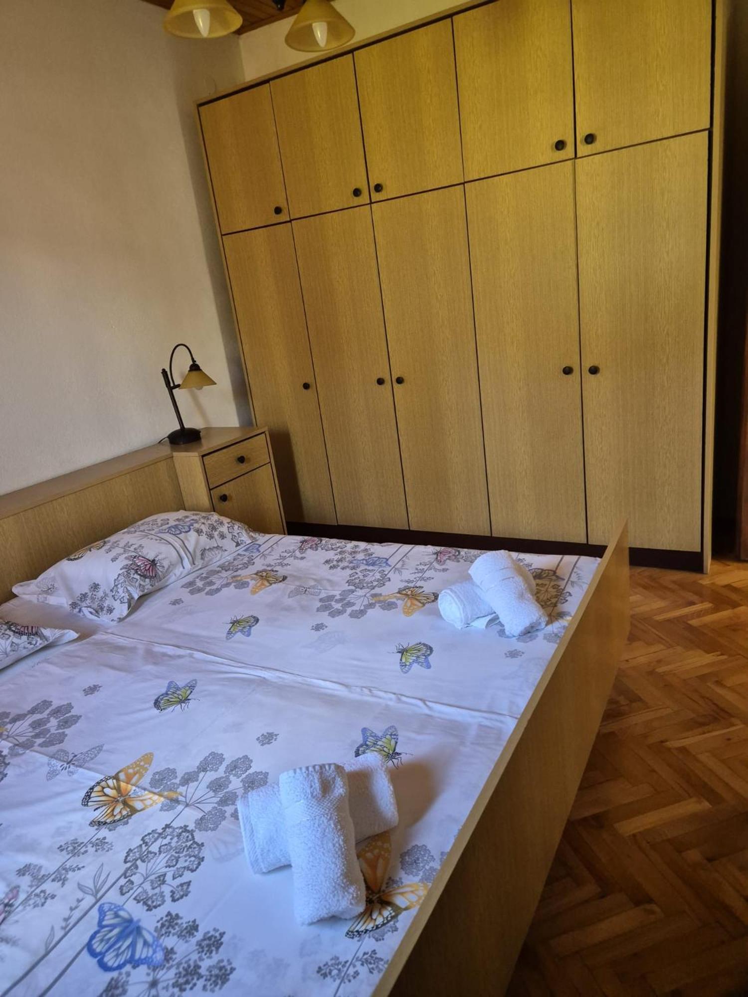 Apartmani Ino Škrip Kültér fotó